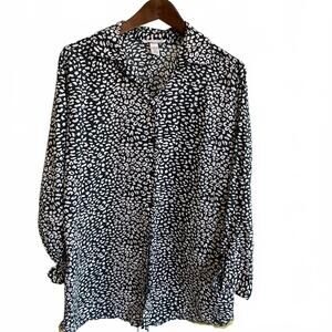 Victoria's Secret Black and White Animal Print Loungewear Size Large